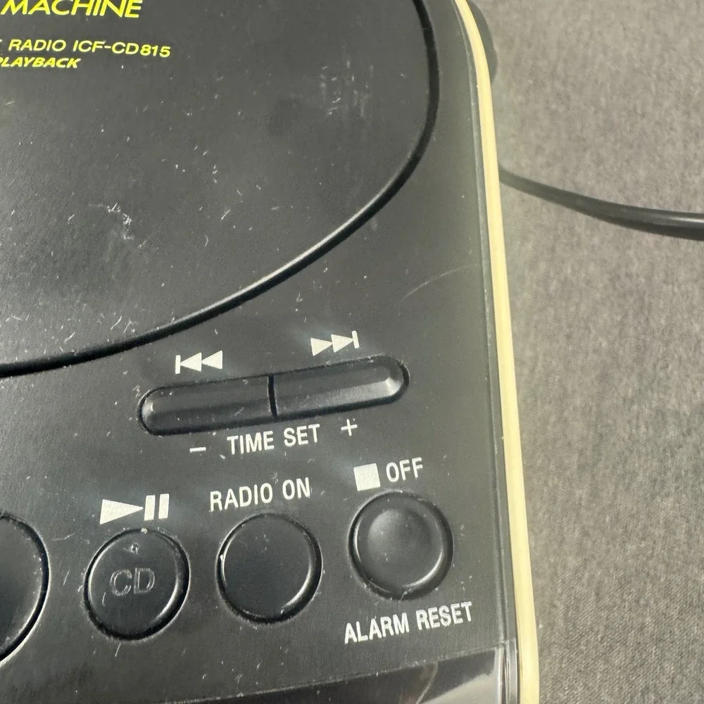 Sony Dream Machine ICF-CD815 CD Clock Radio FM AM Dual Alarm Green LED Black